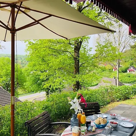 Entspannung In Der Mit Seeblick Und Sauna - Felix Von Mein-seepark