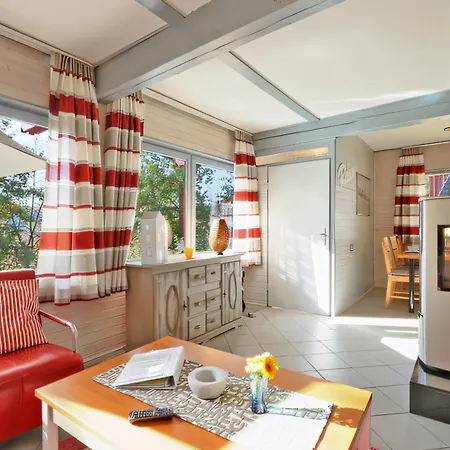 Entspannung In Der Mit Seeblick Und Sauna - Felix Von Mein-seepark * Kirchheim (Hessen)