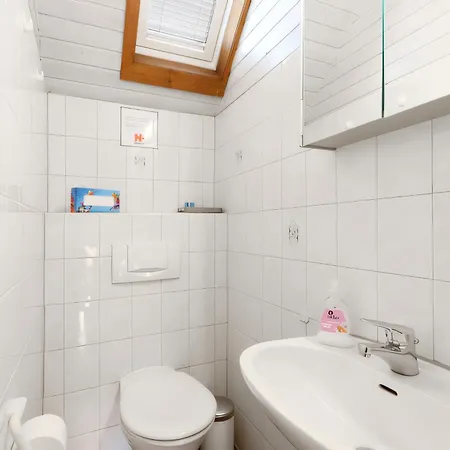 Entspannung In Der Mit Seeblick Und Sauna - Felix Von Mein-seepark * Kirchheim (Hessen)