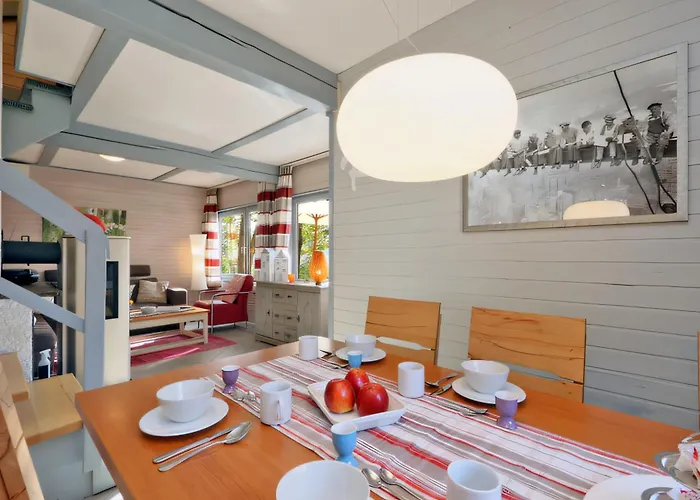 Vakantiehuis Entspannung In Der Mit Seeblick Und Sauna - Felix Von Mein-seepark